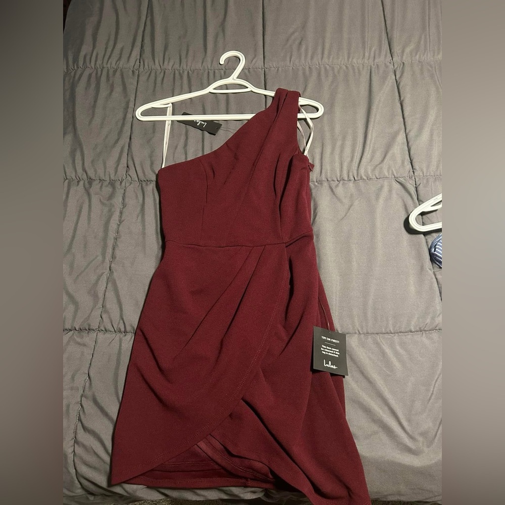 NWT Lulus cocktail dress